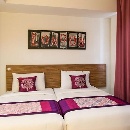 Oyo 180 V Hotel 吉隆坡 外观 照片