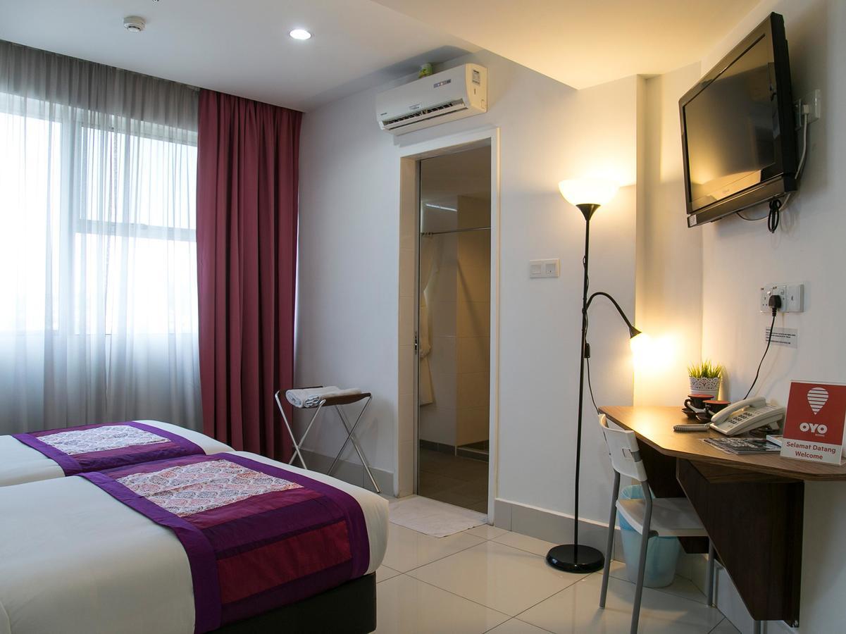 Oyo 180 V Hotel 吉隆坡 外观 照片