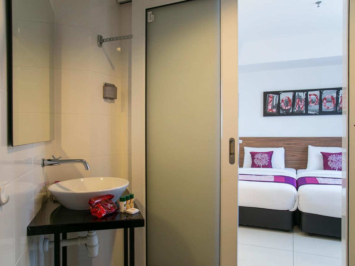 Oyo 180 V Hotel 吉隆坡 外观 照片