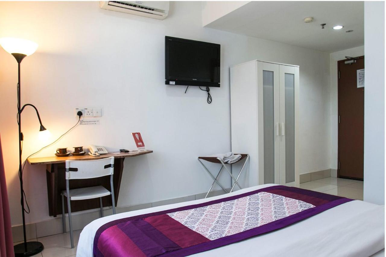 Oyo 180 V Hotel 吉隆坡 外观 照片