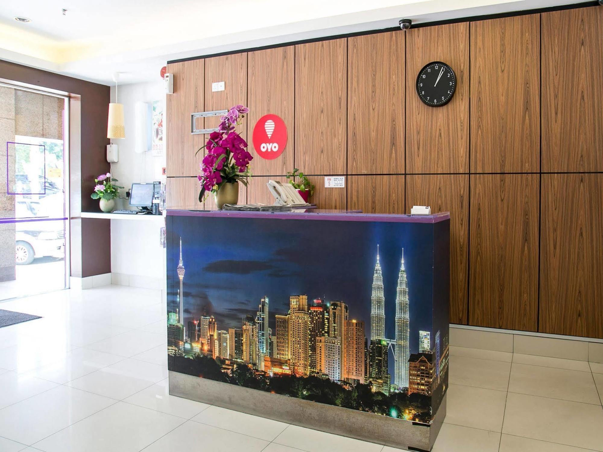 Oyo 180 V Hotel 吉隆坡 外观 照片